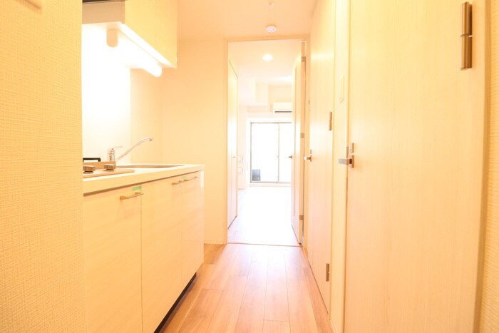 物件内観写真19　(廊下)