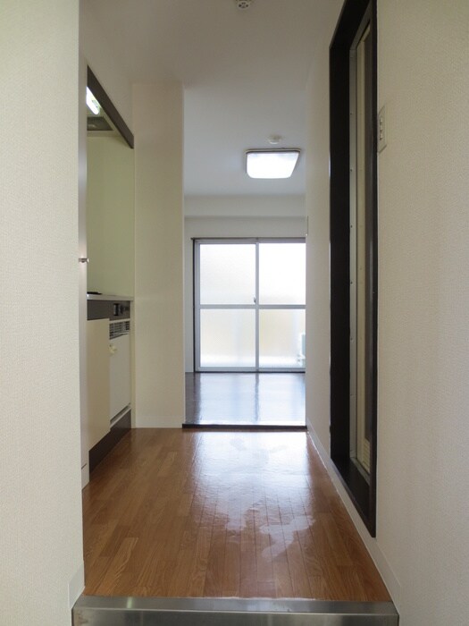 物件内観写真15　(廊下)