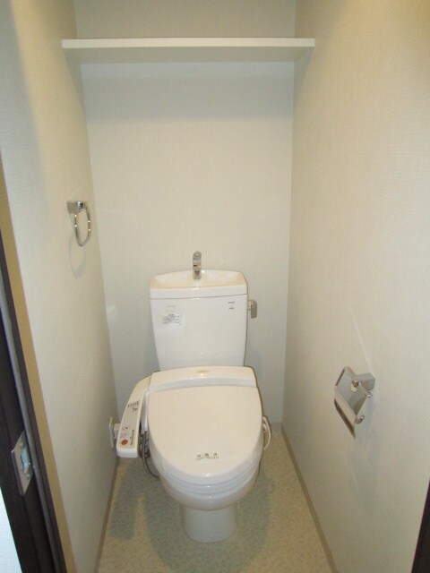 物件内観写真11　(トイレ)