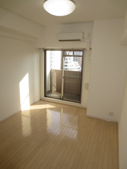 物件内観写真13　(居室)