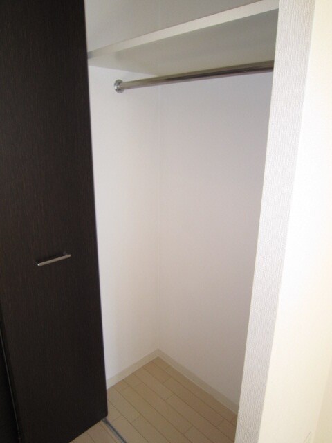 物件内観写真13　(収納)