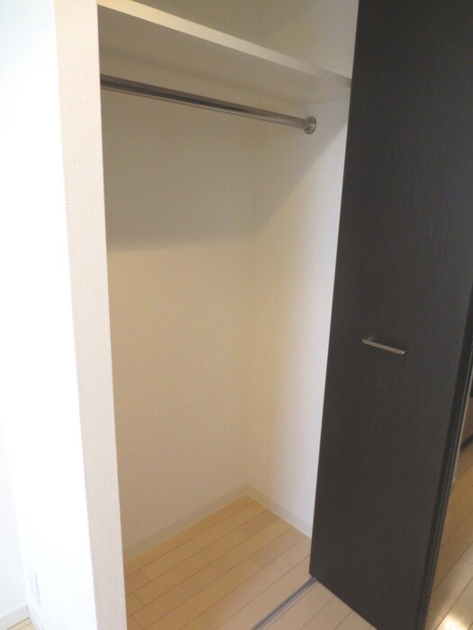 物件内観写真15　(収納)