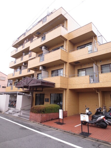 ﾗｲｵﾝｽﾞﾏﾝｼｮﾝ鴨川北（501）外観写真