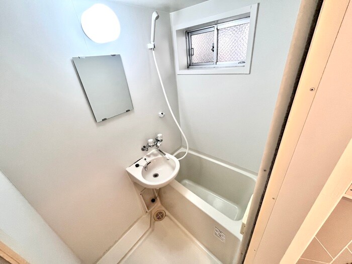 物件内観写真10　(バス／シャワールーム等)