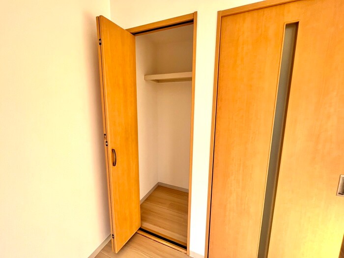 物件内観写真12　(収納)