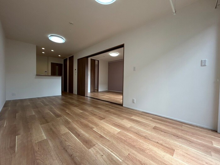 物件内観写真7　(居室)