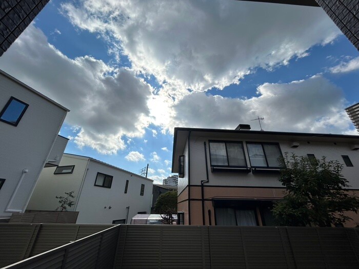 物件内観写真15　(室内からの展望)