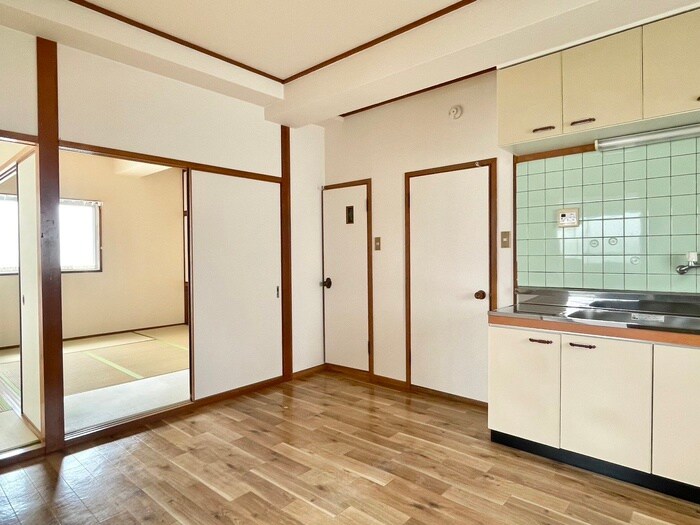 物件内観写真7　(居室)