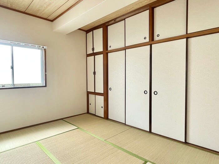 物件内観写真9　(居室)