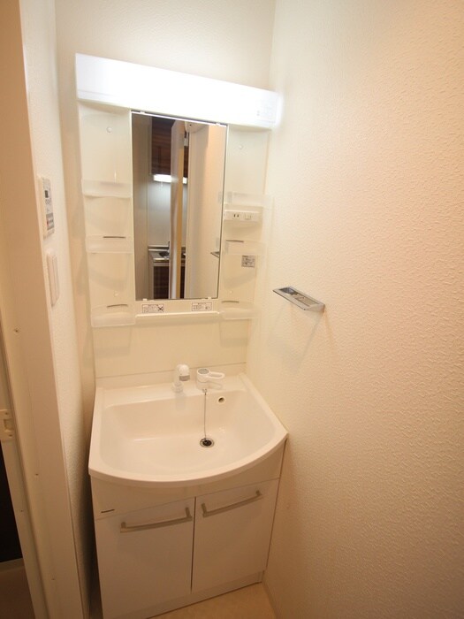 物件内観写真9　(洗面)