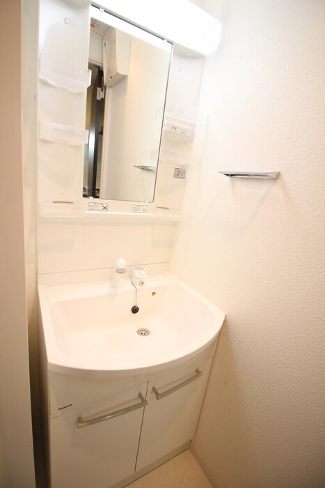 物件内観写真9　(洗面)