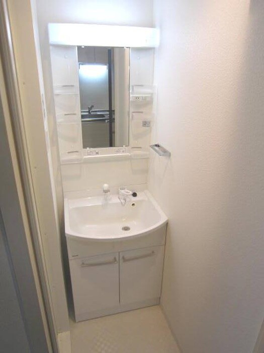 物件内観写真9　(洗面)