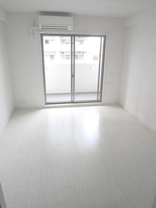 物件内観写真12　(居室)