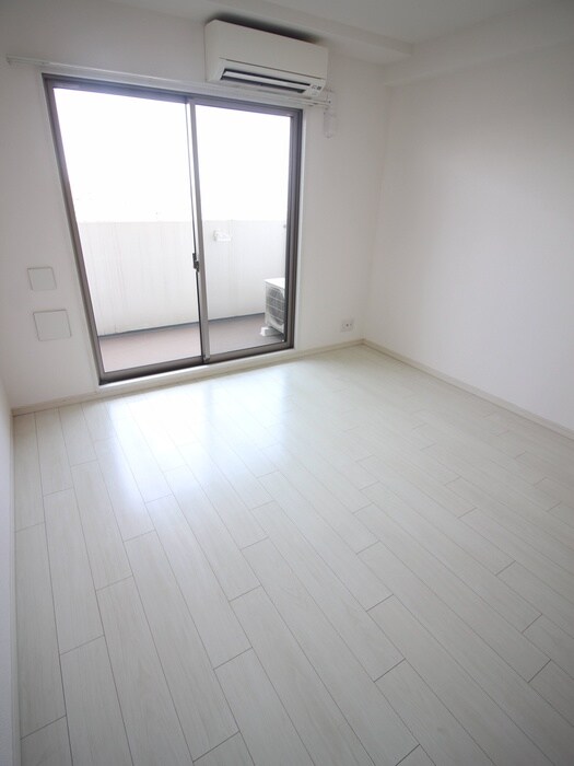 物件内観写真13　(居室)