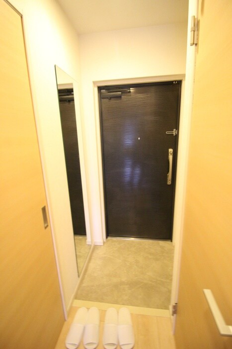 物件内観写真15　(玄関)