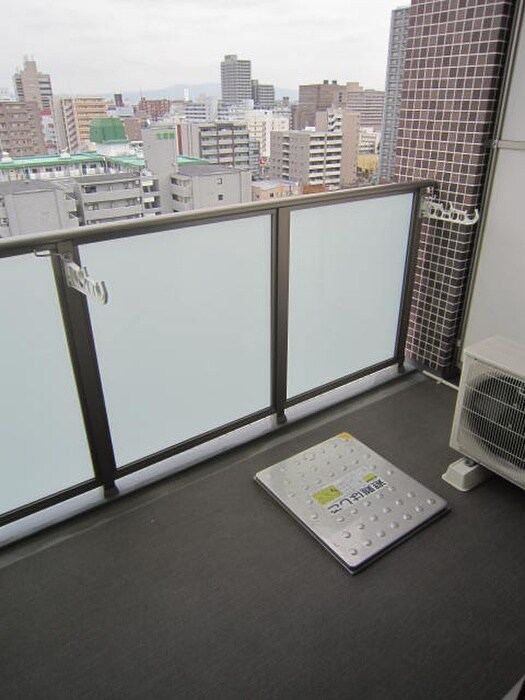 物件内観写真18　(室内からの展望)