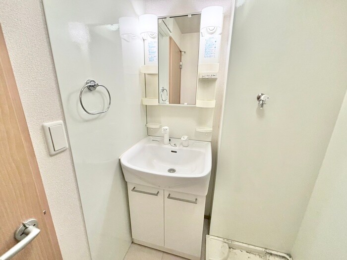 物件内観写真12　(洗面)