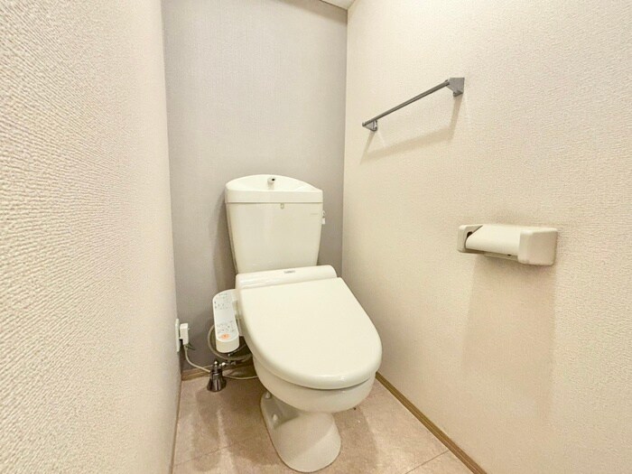 物件内観写真14　(トイレ)