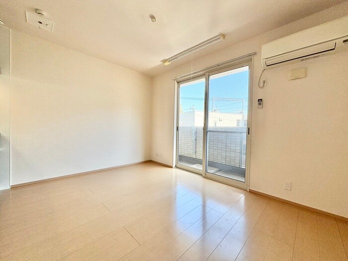 物件内観写真16　(居室)