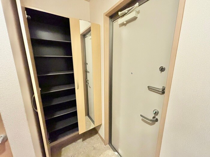 物件内観写真19　(靴箱)