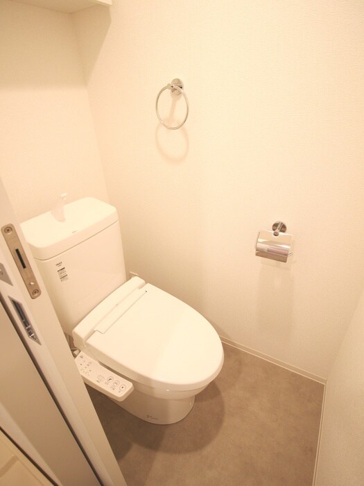 物件内観写真9　(トイレ)