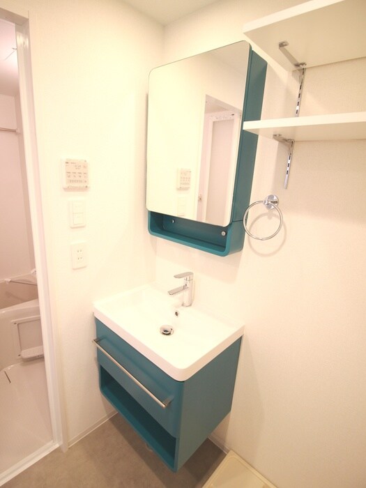 物件内観写真10　(洗面)