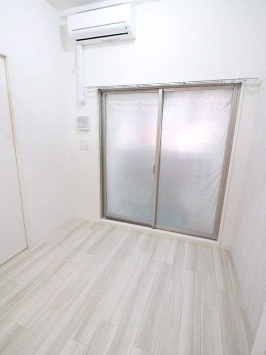 物件内観写真11　(居室)