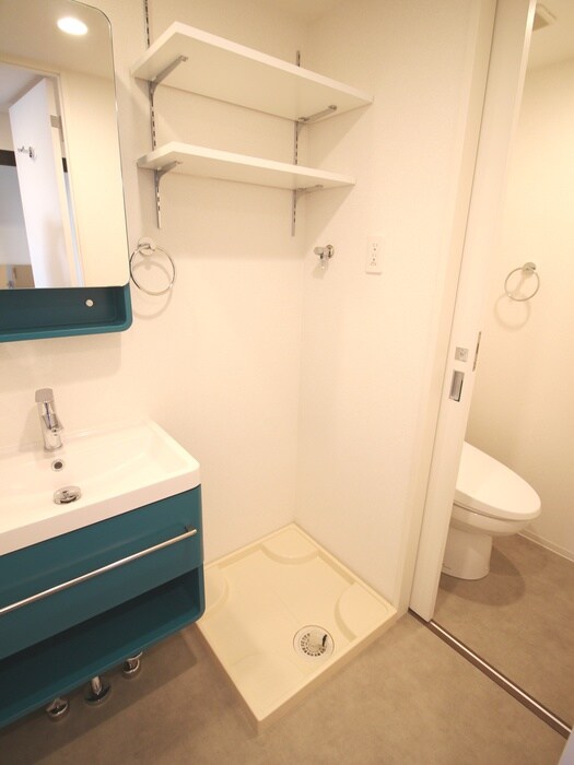 物件内観写真11　(洗濯機置場)