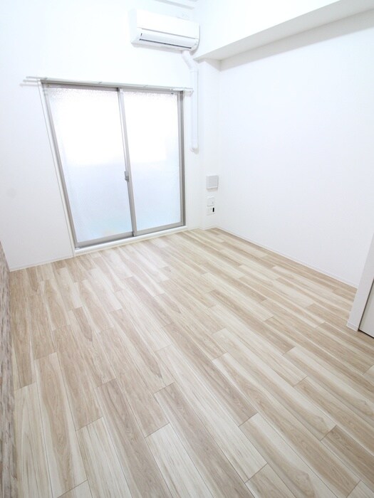 物件内観写真12　(居室)