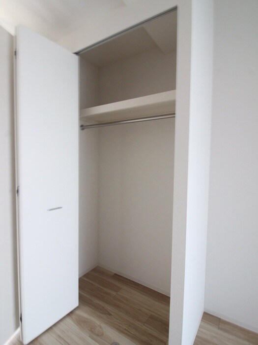 物件内観写真13　(収納)