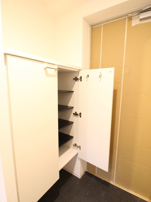 物件内観写真17　(靴箱)