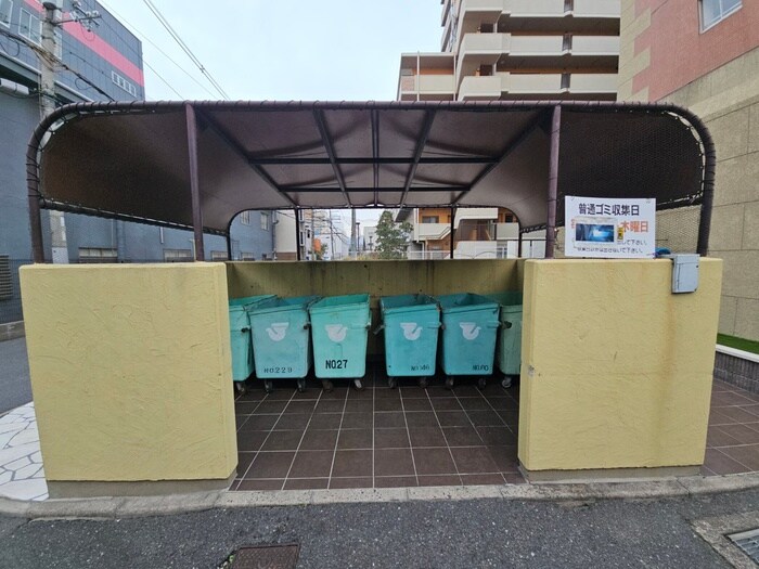 物件外観写真4　(建物設備)