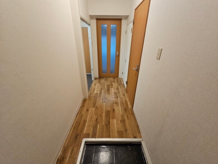 物件内観写真19　(廊下)