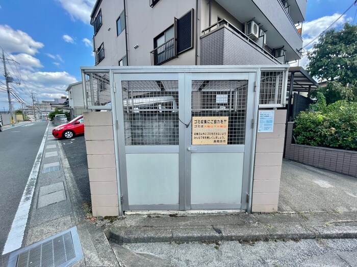 物件外観写真6　(建物設備)