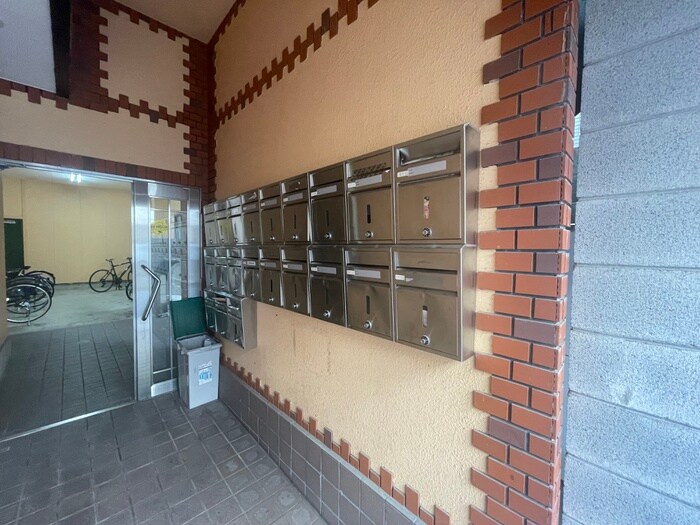 物件外観写真6　(建物設備)