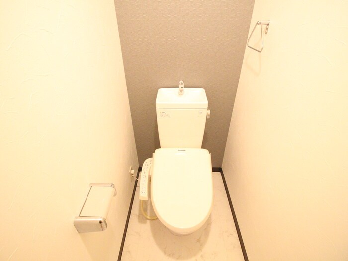 物件内観写真13　(トイレ)