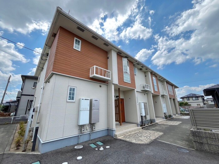 物件外観写真1　(外観写真)