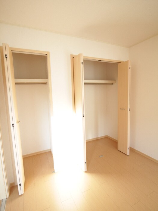 物件内観写真9　(収納)