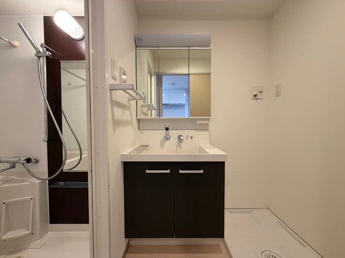 物件内観写真13　(洗面)