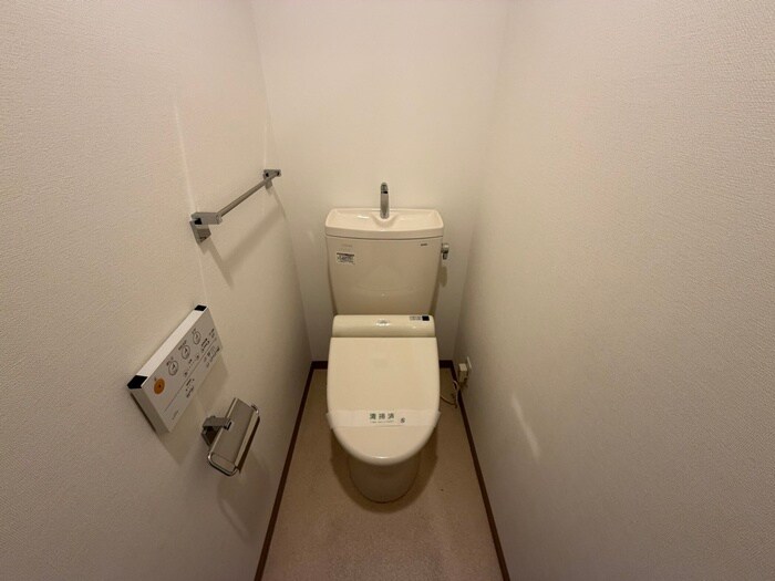 物件内観写真15　(トイレ)