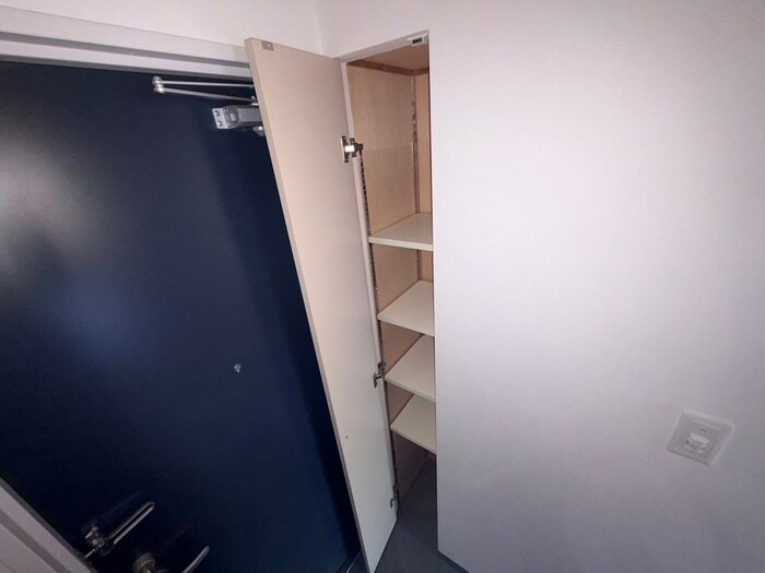 物件内観写真17　(靴箱)