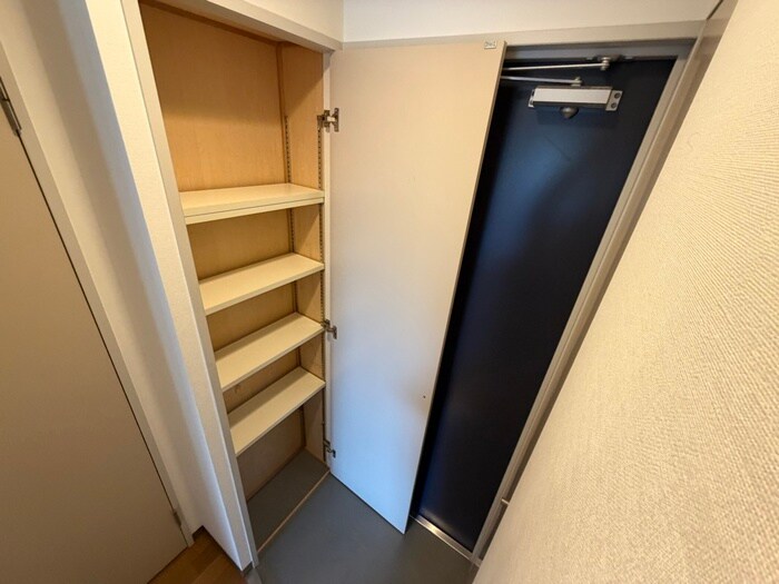 物件内観写真20　(靴箱)