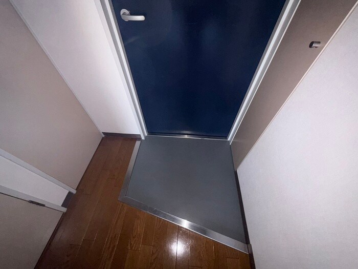 物件内観写真21　(玄関)