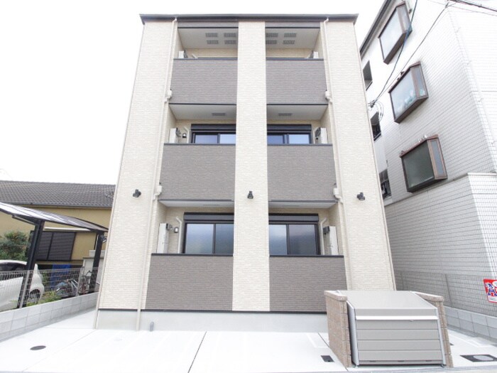 物件外観写真1　(外観写真)