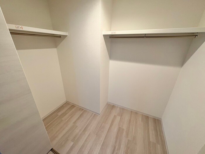 物件内観写真13　(収納)