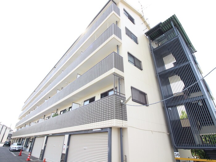 物件外観写真2　(外観写真)