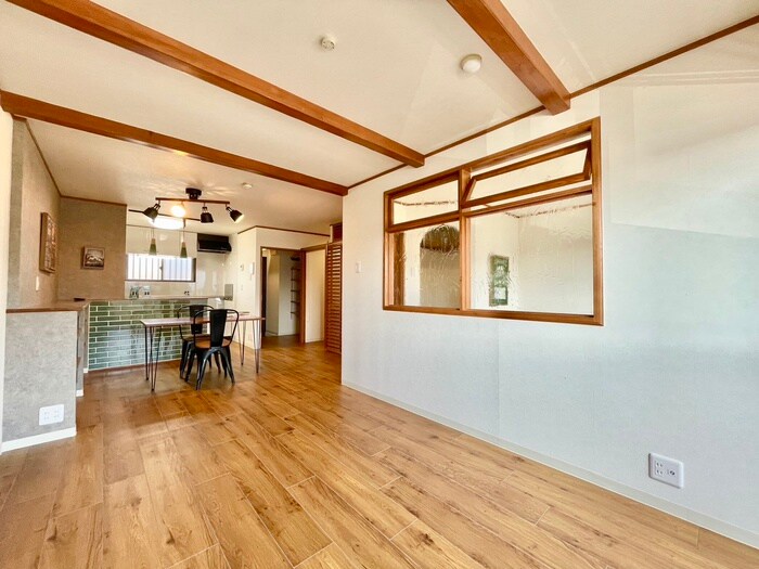 物件内観写真8　(居室)