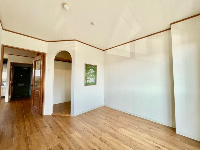 物件内観写真9　(居室)