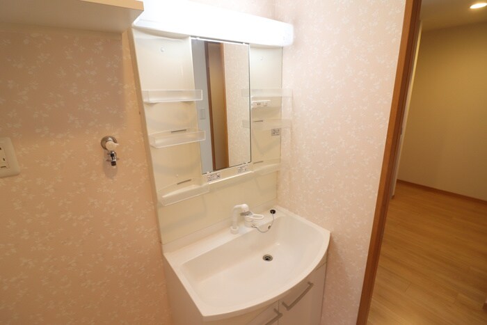 物件内観写真12　(洗面)