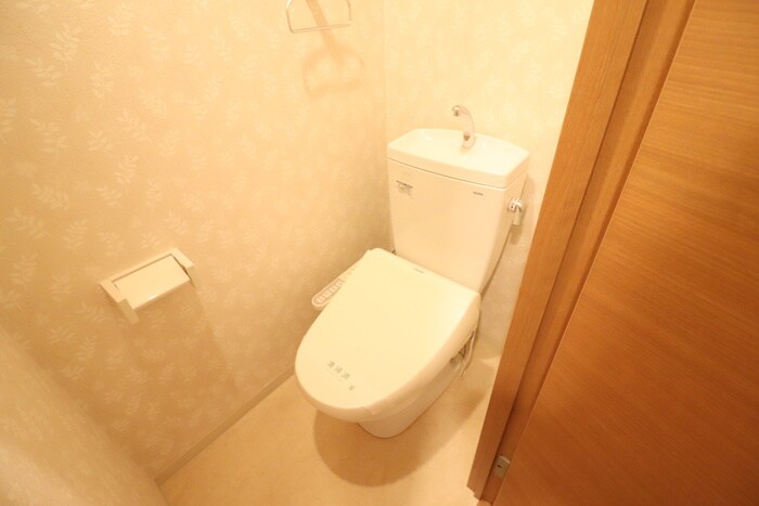 物件内観写真14　(トイレ)